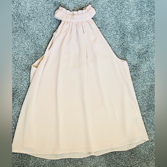 H&M Blush Ruffled blouse - Picture 2 of 6